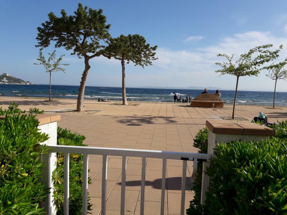 Residencia Platja De Roses Exterior foto
